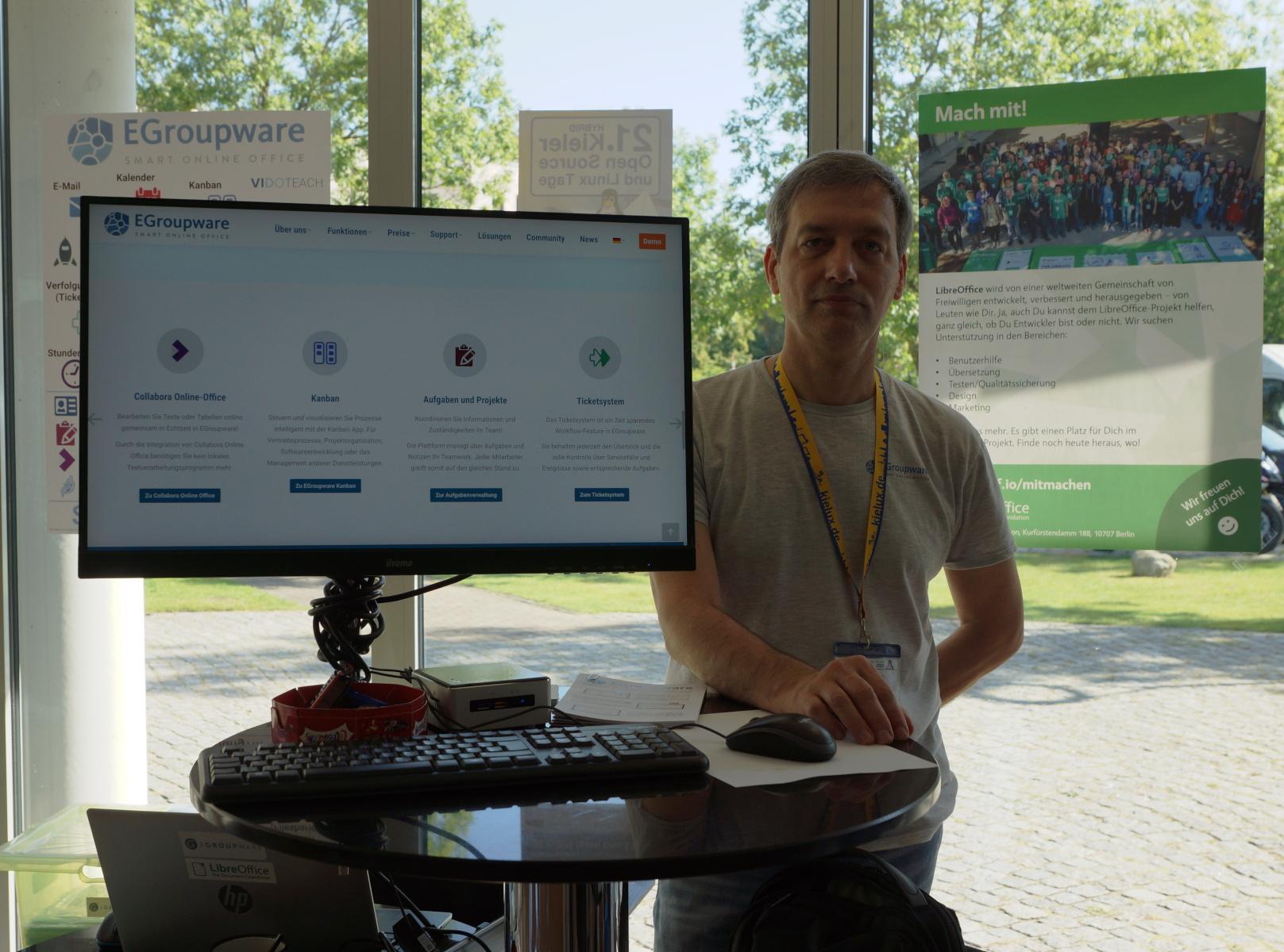 Am Stand von EGroupware Am Stand von EGroupware