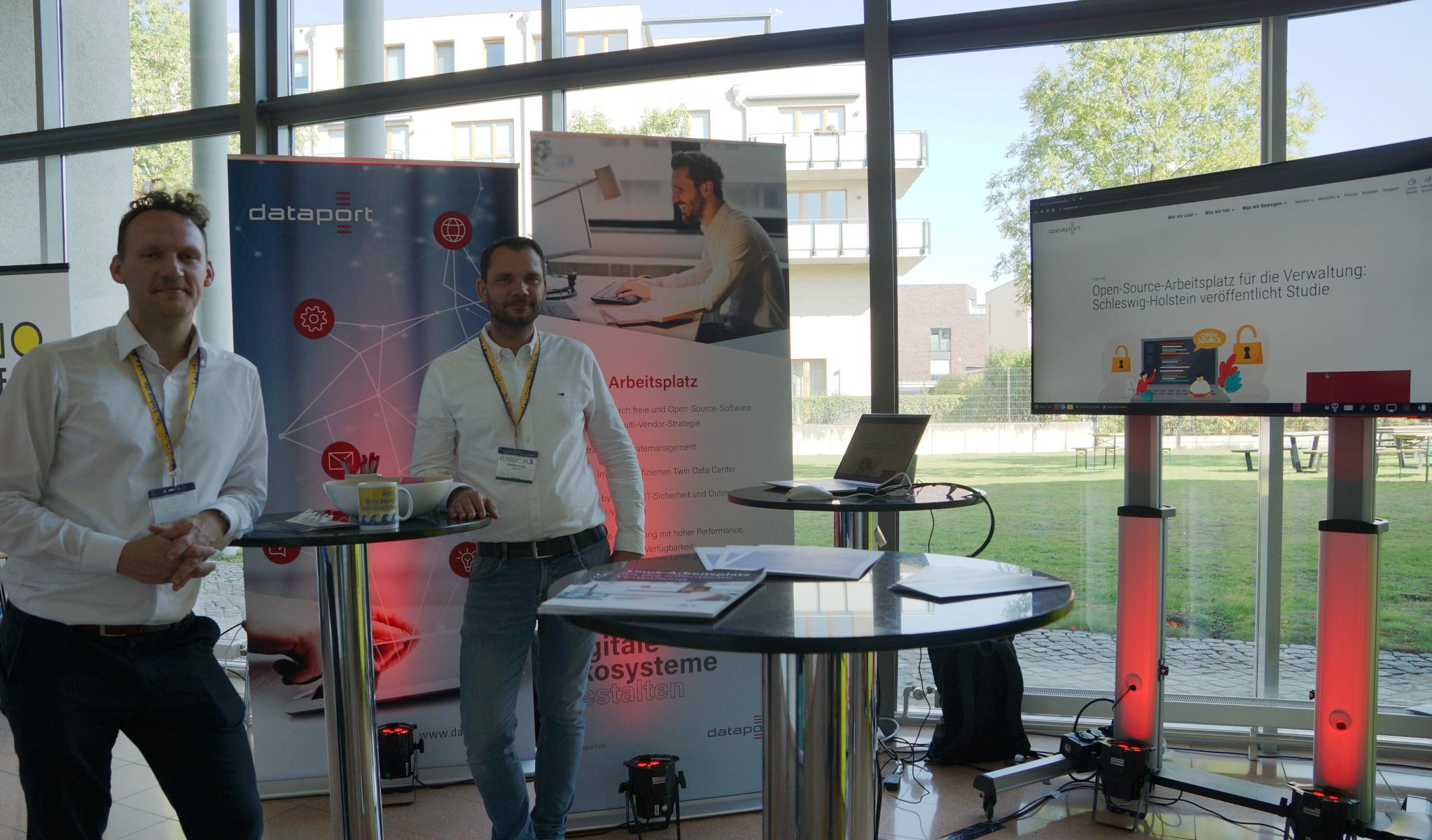 Dataport präsentiert den Open-Source-Arbeitsplatz Dataport präsentiert den Open-Source-Arbeitsplatz