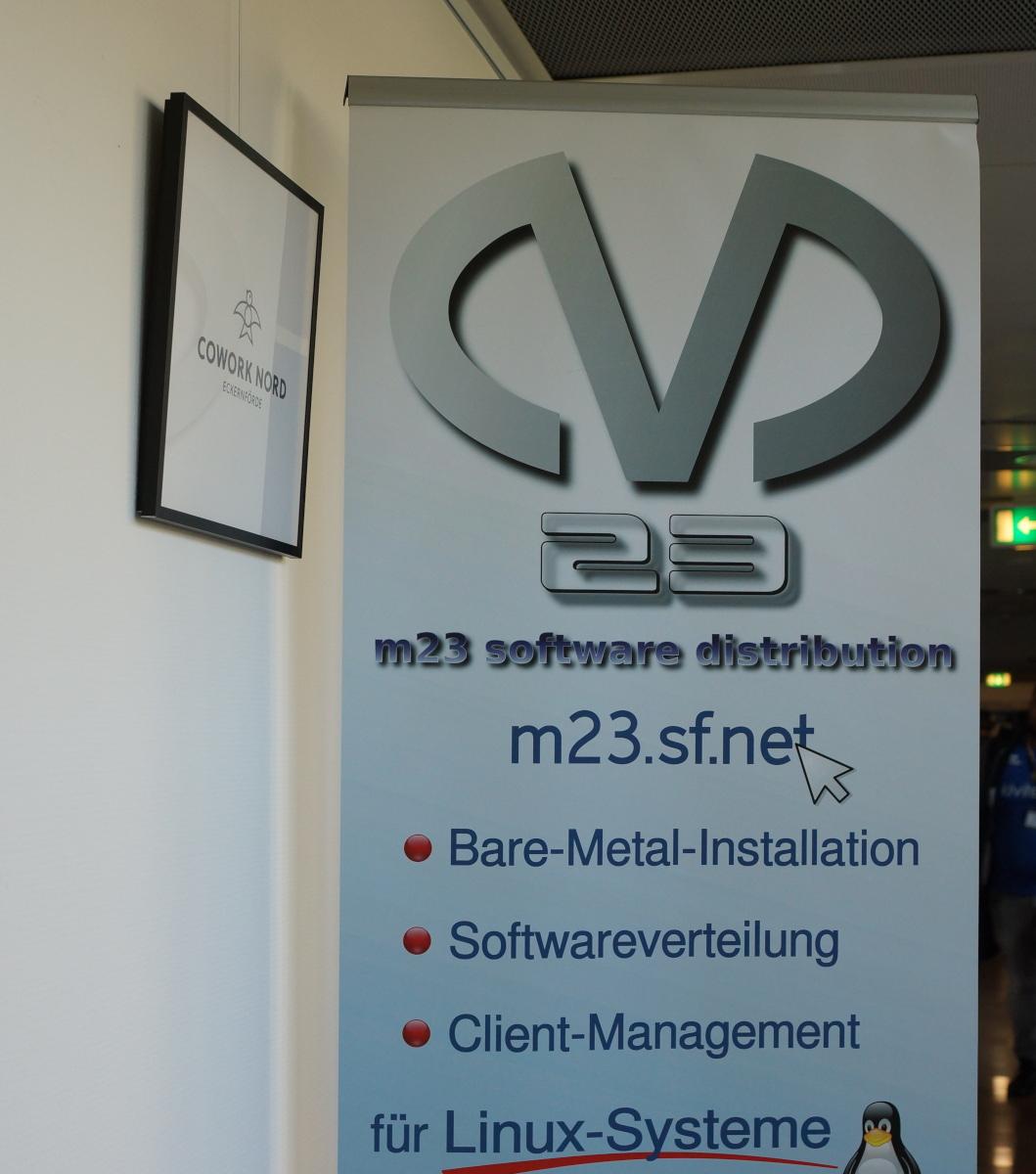 Auch m23 stellt sich mit einem Posterstand vor Auch m23 stellt sich mit einem Posterstand vor